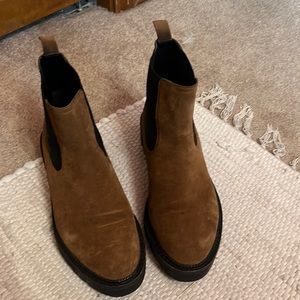 Caslon Miller Water Resistant Lug Chelsea Boot